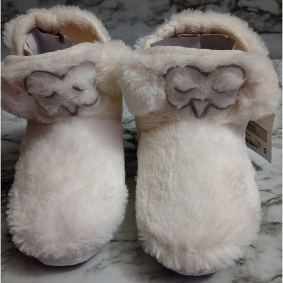 Mixit Cream Color Slipper Boots with Embroidered Owl Detail Size Medium 1-2 - Picture 2 of 13